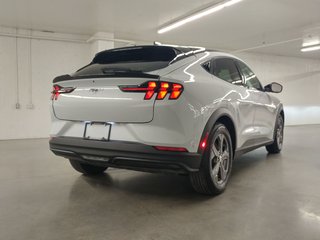 Ford Mustang Mach-E SELECT AWD CUIR | NAVI | CARPLAY|CAMERA 2023 à Laval, Québec - 4 - w320h240px