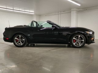 2017  Mustang V6 CONVERTIBLE | CAMERA | SEULEMENT 42 595 KM in Laval, Quebec - 3 - w320h240px