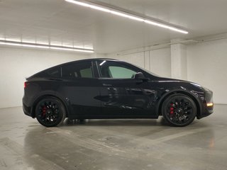 Tesla Model Y PERFORMANCE AWD RED CALIPER | NAVIGATION 2022 à Laval, Québec - 3 - w320h240px