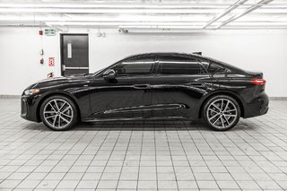 Audi A5 ALL NEW A5 BLACK OPTIC 19 PCS 2025 à Laval, Québec - 3 - w320h240px