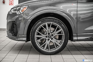 Audi Q3 TECHNIK S-LINE BLACK OPTIC 2020 à Laval, Québec - 4 - w320h240px