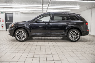 2021  Q7 PROGRESSIV S-LINE BLACK OPTIC in Laval, Quebec - 3 - w320h240px