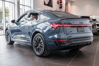 2024 Audi Q8 e-tron Sportback BLACK COMPETITION, PREMIUM, TECH PACK in Laval, Quebec - 4 - w320h240px