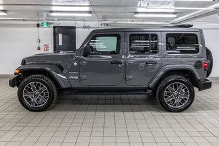 2023  Wrangler SAHARA ONE SKY TOUCH in Laval, Quebec - 3 - w320h240px