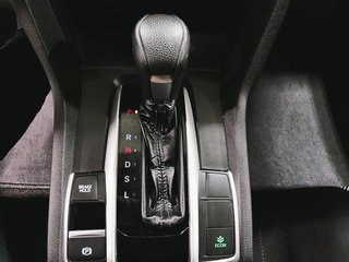 2017 Honda Civic in Quebec, Quebec - 21 - w320h240px
