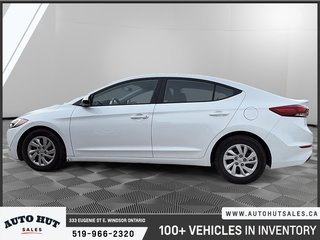2017 Hyundai Elantra LE in Windsor, Ontario - 5 - w320h240px