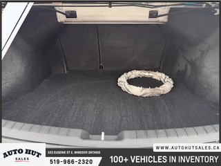 2017 Hyundai Elantra LE in Windsor, Ontario - 6 - w320h240px