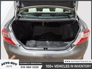 2012 Toyota Camry in Windsor, Ontario - 6 - w320h240px