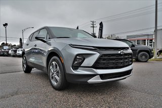 Chevrolet Blazer  2023 à Mont-Laurier, Québec - 3 - w320h240px