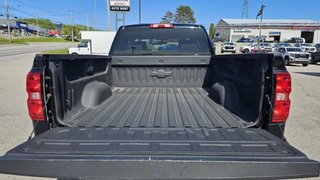 Chevrolet Silverado 1500  2017 à Mont-Laurier, Québec - 9 - w320h240px