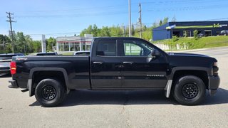 Chevrolet Silverado 1500  2017 à Mont-Laurier, Québec - 4 - w320h240px
