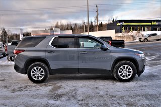 2021 Chevrolet TRAVERSE LS AWD in Mont-Laurier, Quebec - 7 - w320h240px