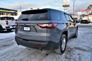2021 Chevrolet TRAVERSE LS AWD in Mont-Laurier, Quebec - 9 - w320h240px