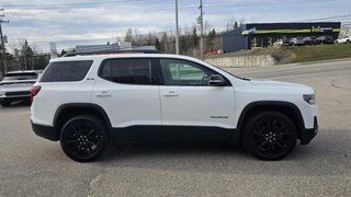GMC Acadia  2023 à Mont-Laurier, Québec - 4 - w320h240px