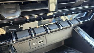 2024 GMC Canyon in Mont-Laurier, Quebec - 35 - w320h240px