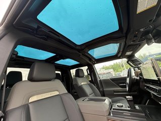 2024 GMC HUMMER EV in Mont-Laurier, Quebec - 8 - w320h240px