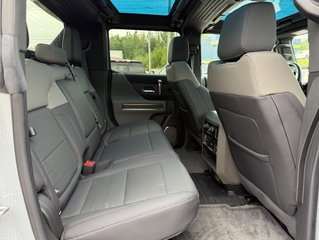 2024 GMC HUMMER EV in Mont-Laurier, Quebec - 9 - w320h240px