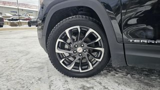 GMC Terrain  2022 à Mont-Laurier, Québec - 18 - w320h240px