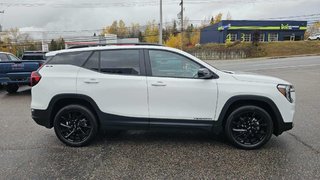 GMC Terrain  2024 à Mont-Laurier, Québec - 4 - w320h240px