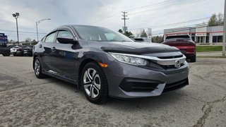 2018 Honda Civic in Mont-Laurier, Quebec - 4 - w320h240px