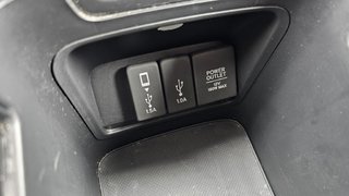Honda CR-V  2018 à Mont-Laurier, Québec - 31 - w320h240px