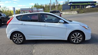 2017 Hyundai Accent in Mont-Laurier, Quebec - 4 - w320h240px