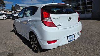 2017 Hyundai Accent in Mont-Laurier, Quebec - 8 - w320h240px