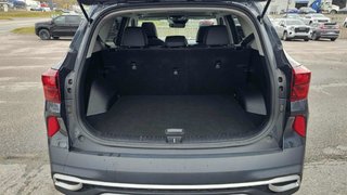 Kia Seltos  2023 à Mont-Laurier, Québec - 9 - w320h240px