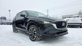 Mazda CX-5  2023 à Mont-Laurier, Québec - 3 - w320h240px