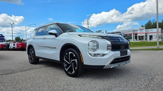 Mitsubishi Outlander  2022 à Mont-Laurier, Québec - 3 - w320h240px