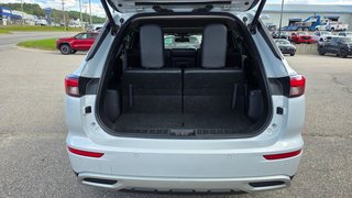 Mitsubishi Outlander  2022 à Mont-Laurier, Québec - 10 - w320h240px