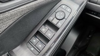 Nissan Rogue  2023 à Mont-Laurier, Québec - 24 - w320h240px