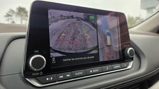 Nissan Rogue  2023 à Mont-Laurier, Québec - 31 - w320h240px
