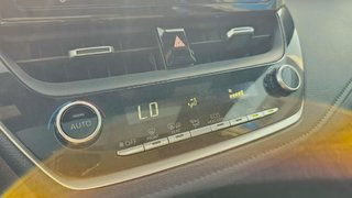 Toyota Corolla  2021 à Mont-Laurier, Québec - 32 - w320h240px
