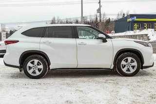 2020 Toyota Highlander in Mont-Laurier, Quebec - 4 - w320h240px