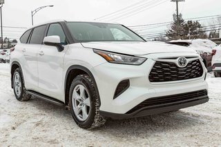 2020 Toyota Highlander in Mont-Laurier, Quebec - 3 - w320h240px