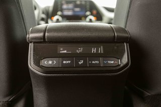 2020 Toyota Highlander in Mont-Laurier, Quebec - 19 - w320h240px