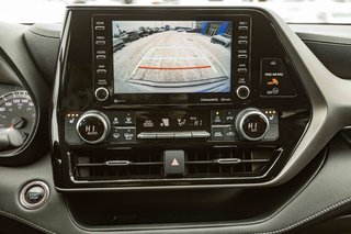 2020 Toyota Highlander in Mont-Laurier, Quebec - 29 - w320h240px