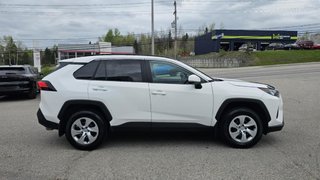 Toyota RAV4  2021 à Mont-Laurier, Québec - 4 - w320h240px