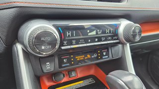 Toyota RAV4  2021 à Mont-Laurier, Québec - 31 - w320h240px