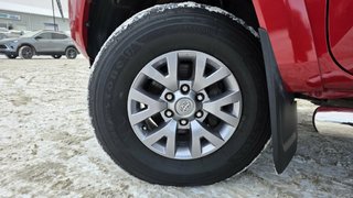 2017 Toyota TACOMA in Mont-Laurier, Quebec - 16 - w320h240px