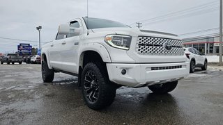 2018 Toyota Tundra in Mont-Laurier, Quebec - 3 - w320h240px