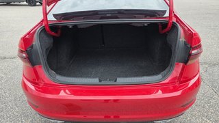 2019 Volkswagen Jetta in Mont-Laurier, Quebec - 8 - w320h240px