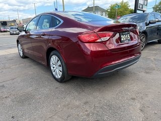 2015 Chrysler 200 LX