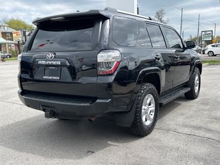 2022 Toyota 4Runner 4 RUNNER SR 5  AWD in Niagara Falls, Ontario - 5 - w320h240px