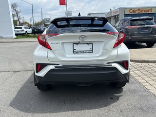 2019 Toyota C-HR XLE PREMIUM FWD in Niagara Falls, Ontario - 4 - w320h240px