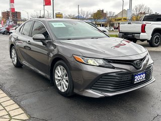 2020 Toyota Camry LE in Niagara Falls, Ontario - 6 - w320h240px