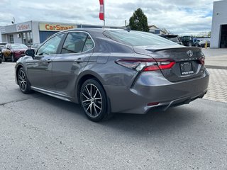 2021 Toyota Camry SE in Niagara Falls, Ontario - 3 - w320h240px