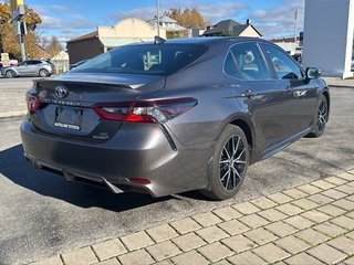 2023  Camry Hybrid SE in Niagara Falls, Ontario - 6 - w320h240px