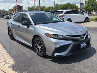 2024 Toyota Camry SE in Niagara Falls, Ontario - 6 - w320h240px